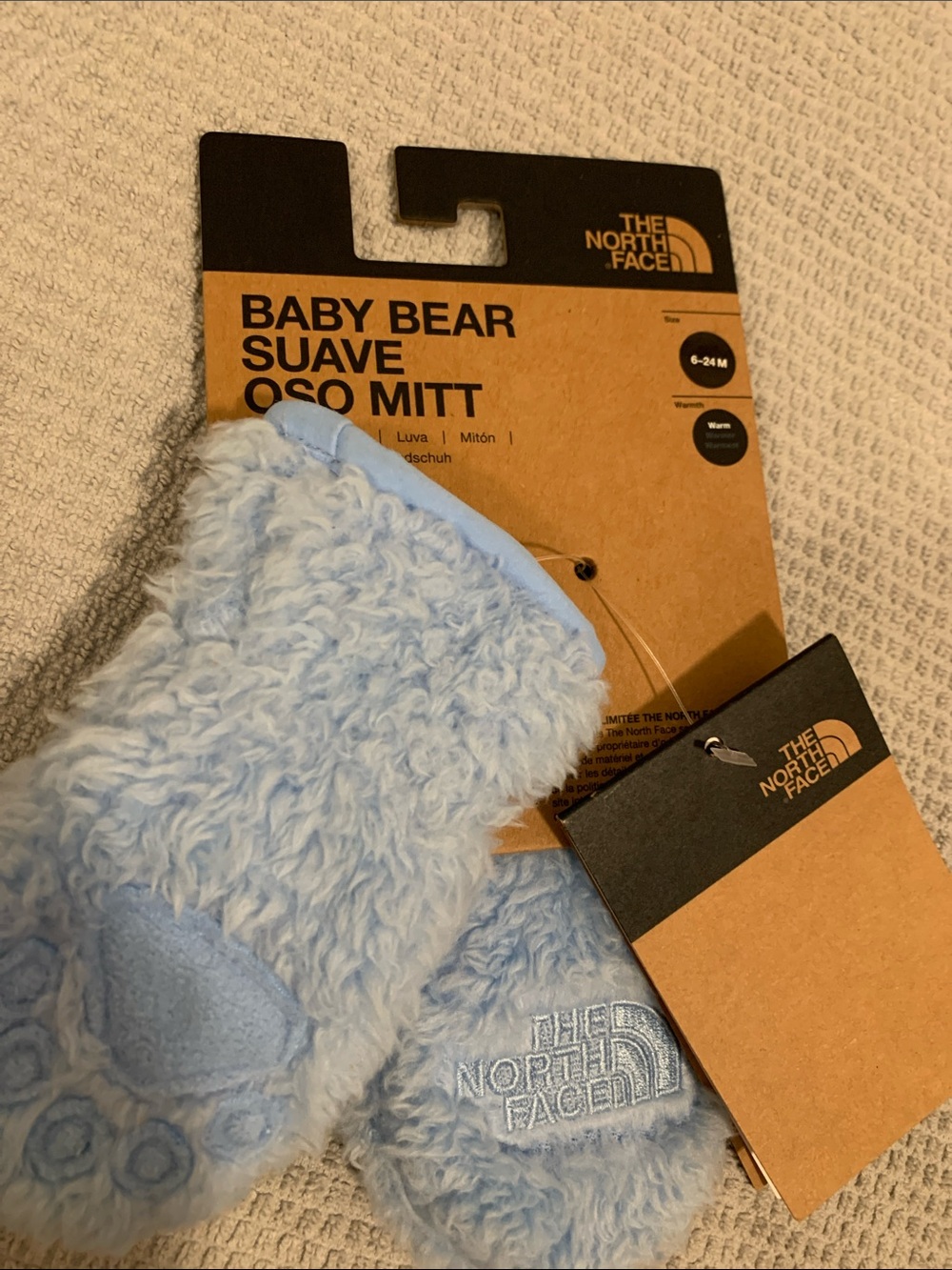 North face baby oso mitts! NWT